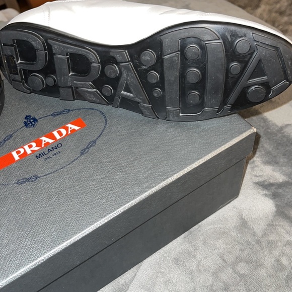 Prada preloved sneakers gorgeous pair excellent condition. - Picture 9 of 13